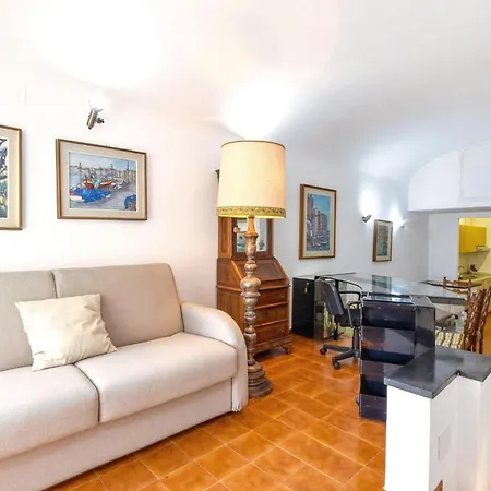 Apartment Lovely In With Wi-fi *